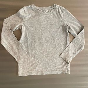 BUNDLE OF TWO Primary Long-Sleeve Shirts (Light Gray and Dark Blue, Boys 6-7)